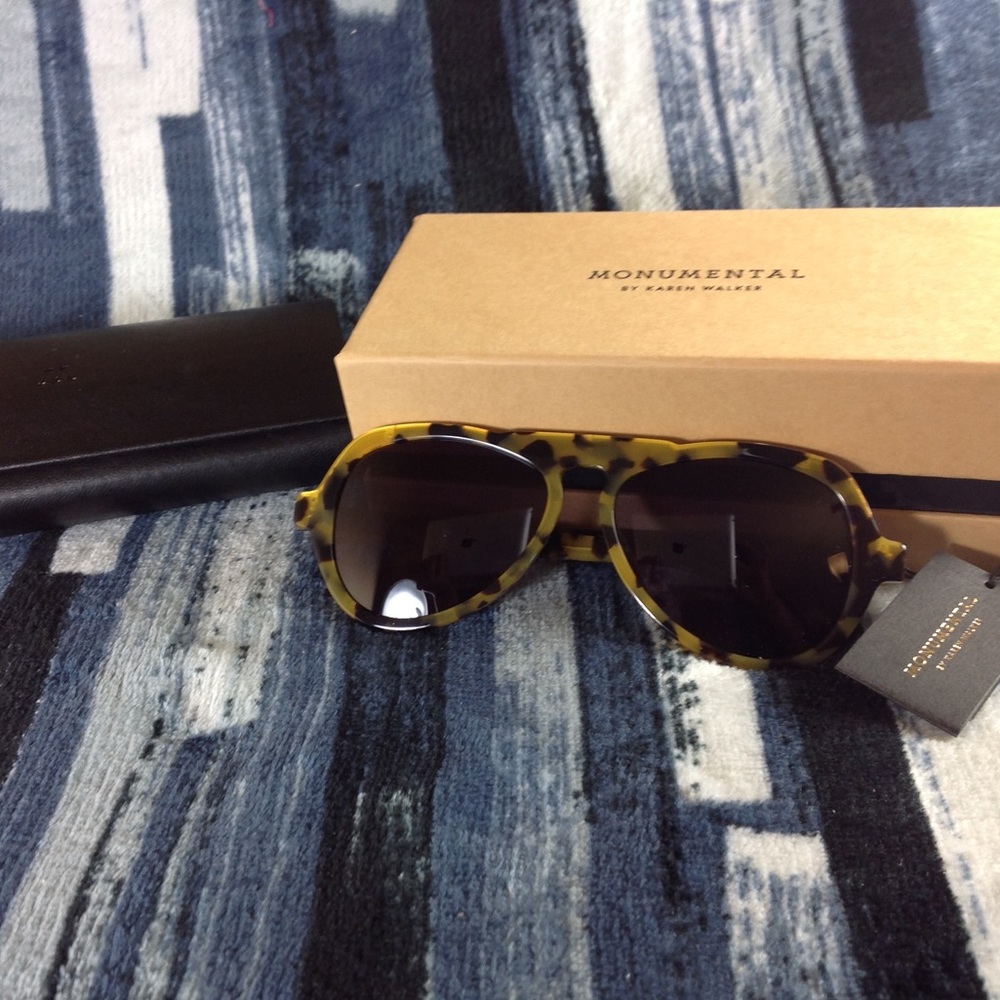 Karen walker nwt monumental edition